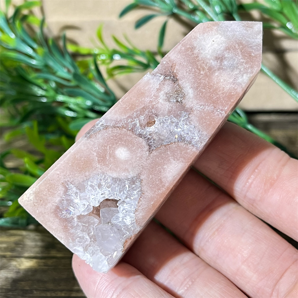 Crystal Natural Pink Amethyst  - مراجعة Live Fish Aquarium وسعره