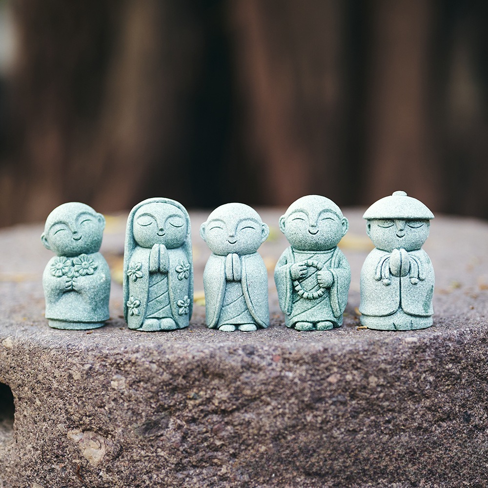 Japanese Buddha Figurine Good  - مراجعة Aquarium Fish Japan وسعره